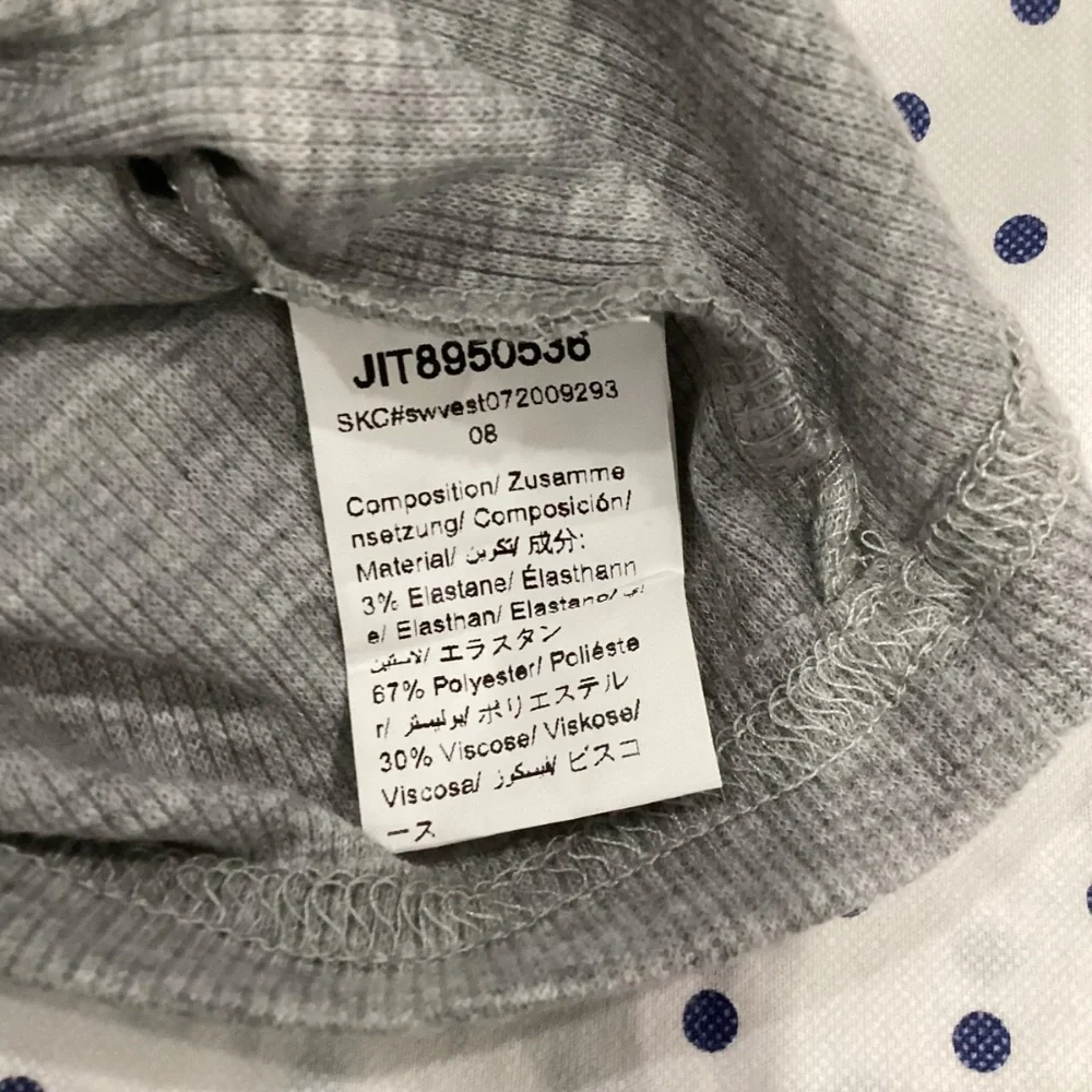SHEIN Tops - Picture 9 of 11